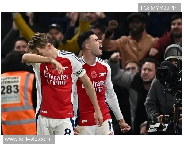 切尔西主场迎战阿森纳两队争夺英超关键三分的激烈对决