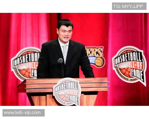 姚明与霍华德巅峰对决全场精彩集锦回顾与分析 姚明与霍华德巅峰对决全场精彩集锦回顾与分析